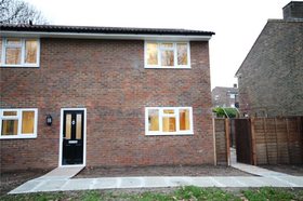 2 bedroom Semi-Detac...
